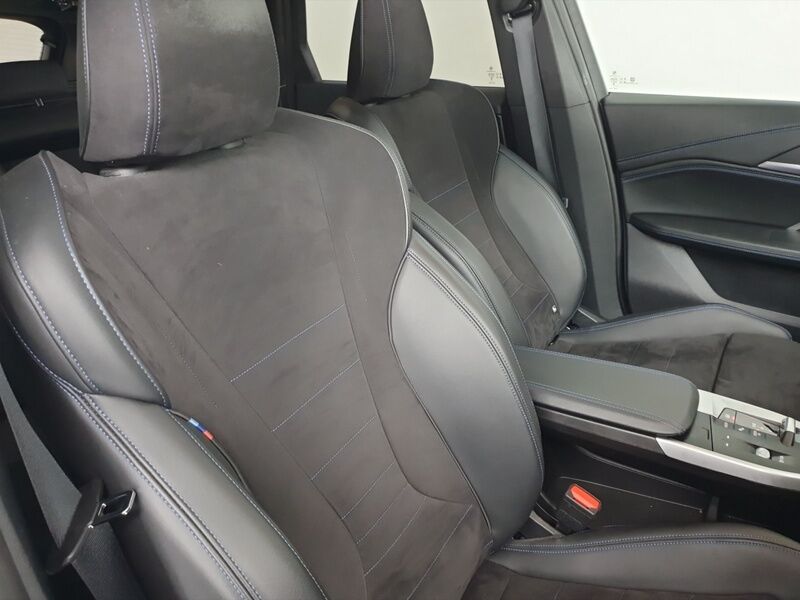 More views of BMW X1