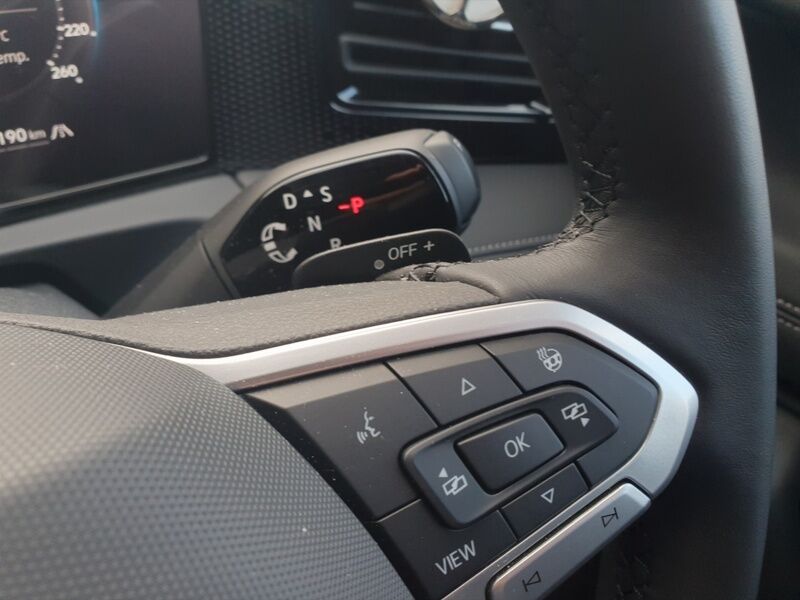 More views of Volkswagen Tiguan