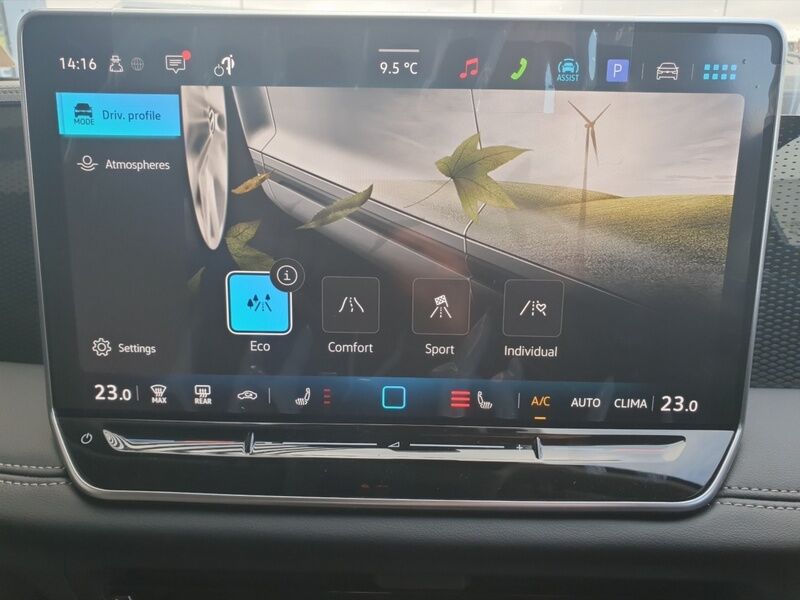 More views of Volkswagen Tiguan