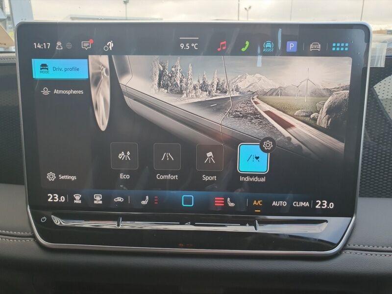 More views of Volkswagen Tiguan