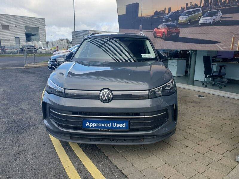 More views of Volkswagen Tiguan