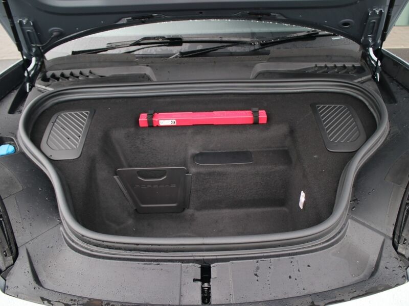 More views of Porsche Macan