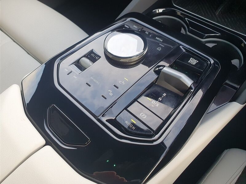 More views of BMW 5-Series