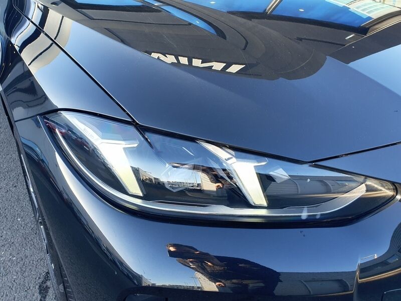 More views of BMW i4