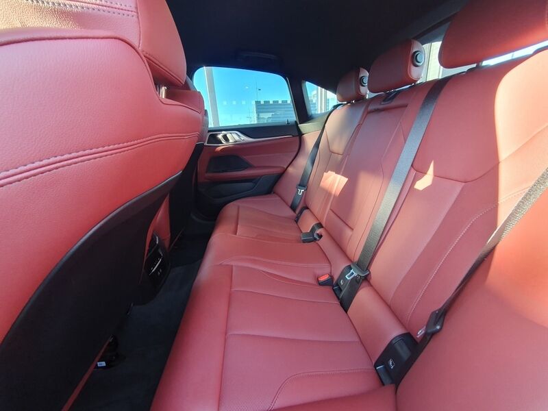 More views of BMW i4