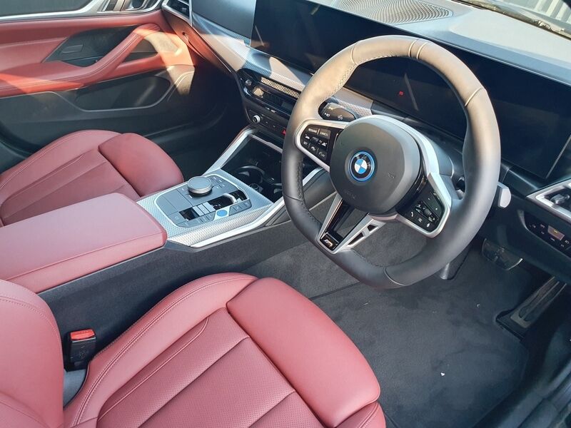 More views of BMW i4