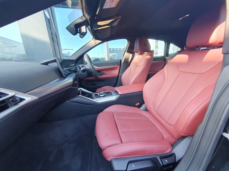 More views of BMW i4