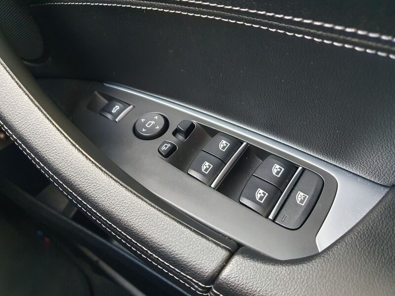 More views of BMW X3