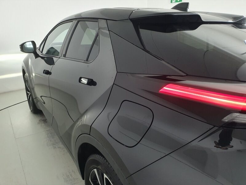 More views of Toyota C-HR