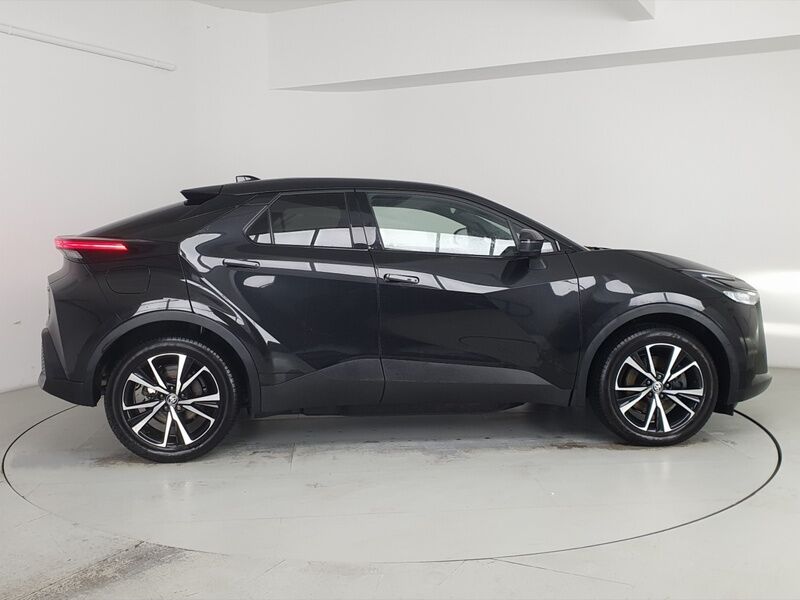 More views of Toyota C-HR