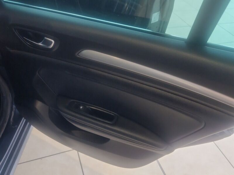 More views of Renault Megane