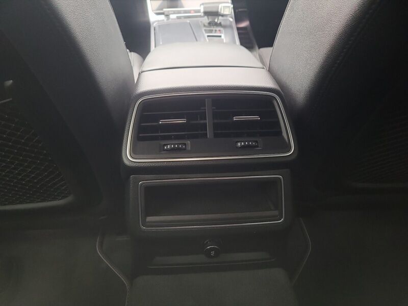 More views of Audi A6