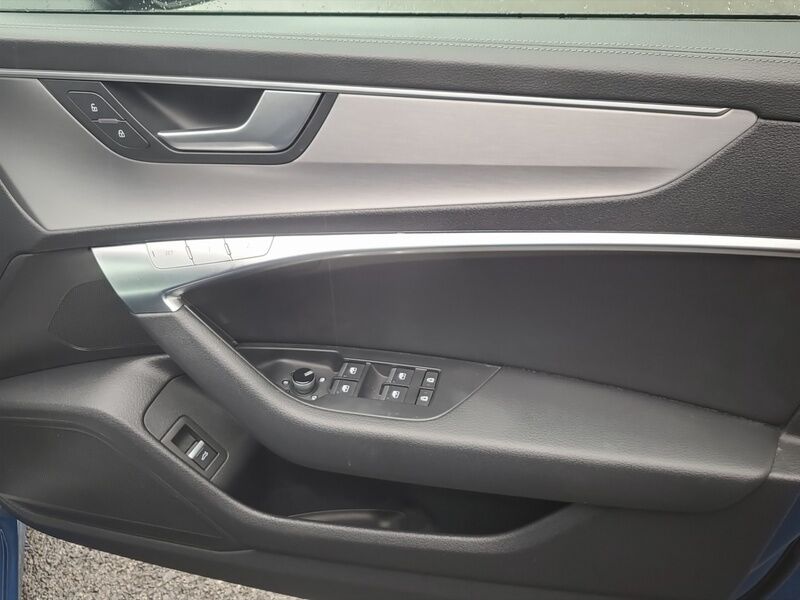 More views of Audi A6