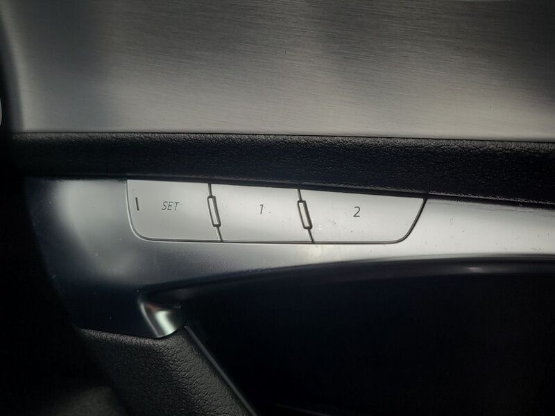 More views of Audi A6