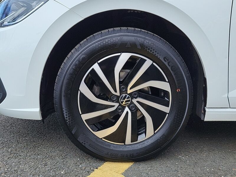 More views of Volkswagen Polo