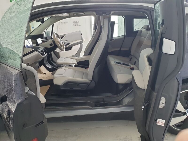 More views of BMW i3