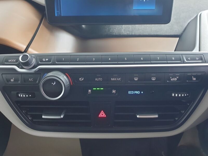 More views of BMW i3