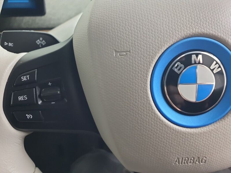 More views of BMW i3
