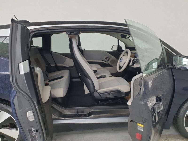 More views of BMW i3