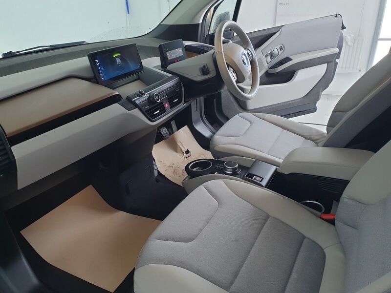 More views of BMW i3