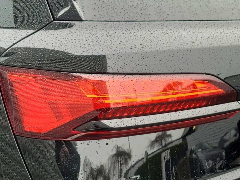 More views of Audi Q7