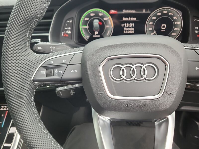 More views of Audi Q7