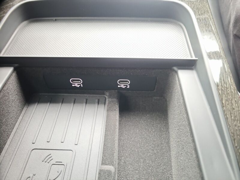 More views of Audi Q7