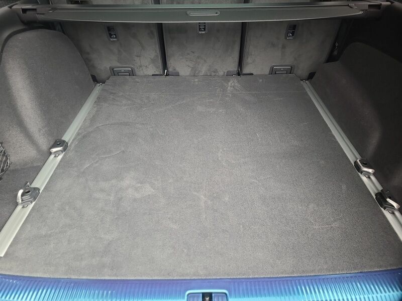 More views of Audi Q7