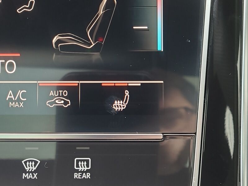 More views of Audi Q7