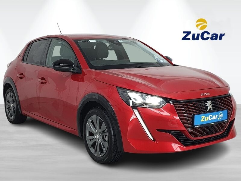 More views of Peugeot 208