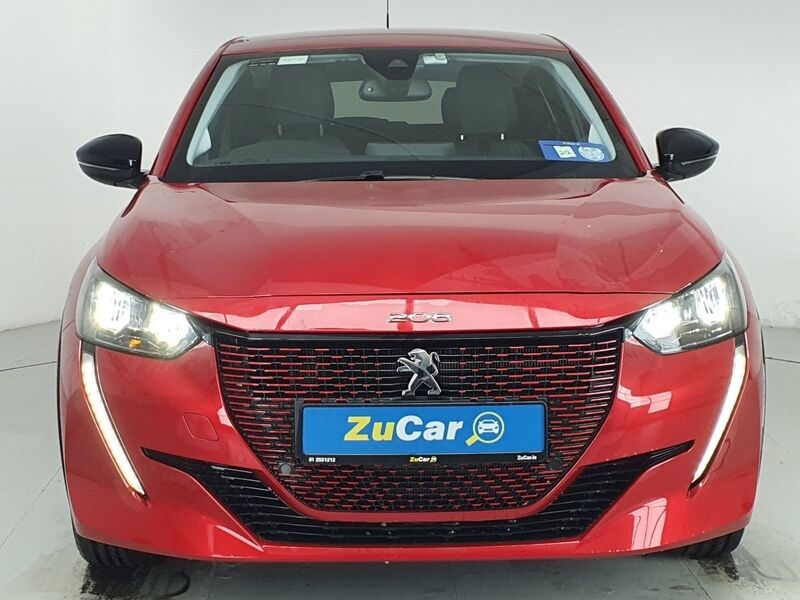 More views of Peugeot 208