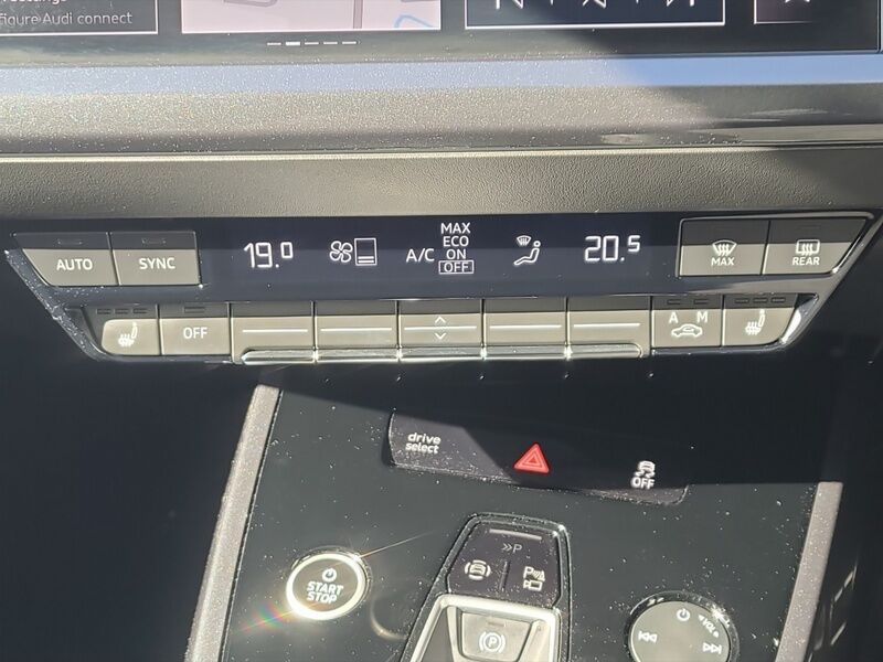 More views of Audi Q4 e-tron