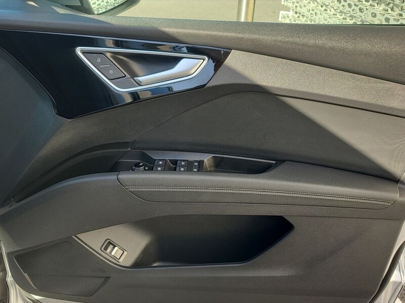 More views of Audi Q4 e-tron