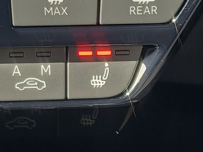 More views of Audi Q4 e-tron