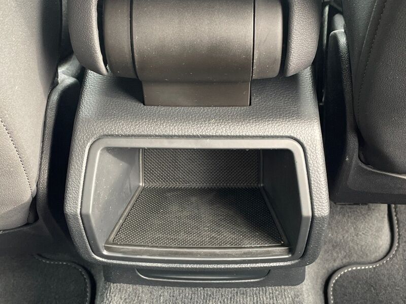 More views of Audi Q3