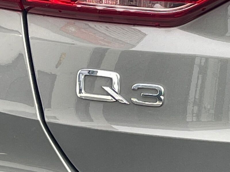 More views of Audi Q3