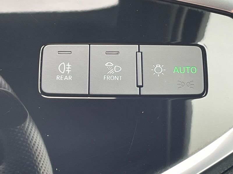 More views of Audi Q3