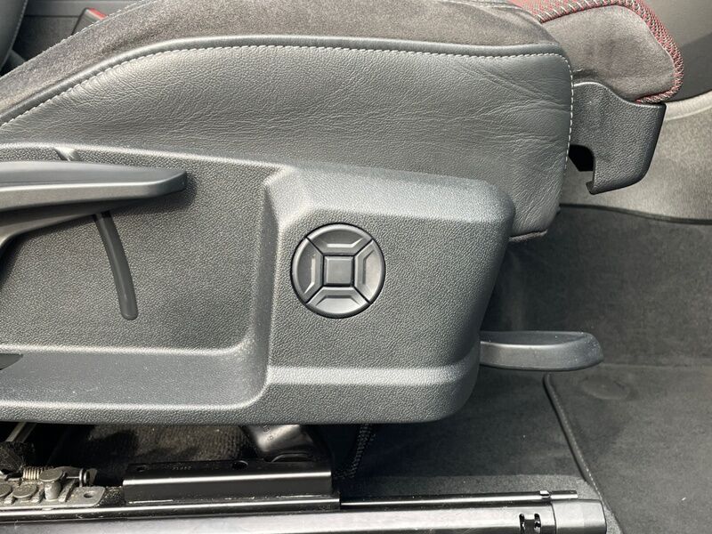 More views of Audi Q3