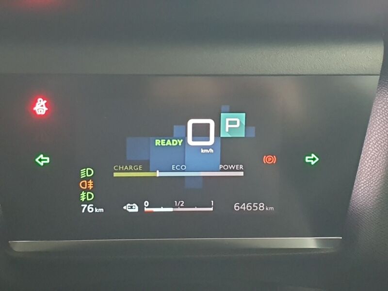 More views of Citroen e-C4