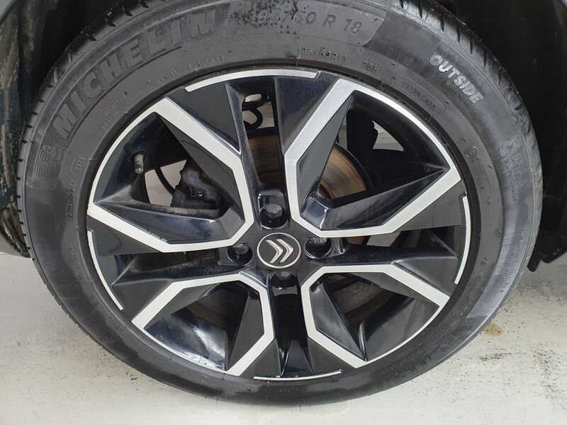 More views of Citroen e-C4