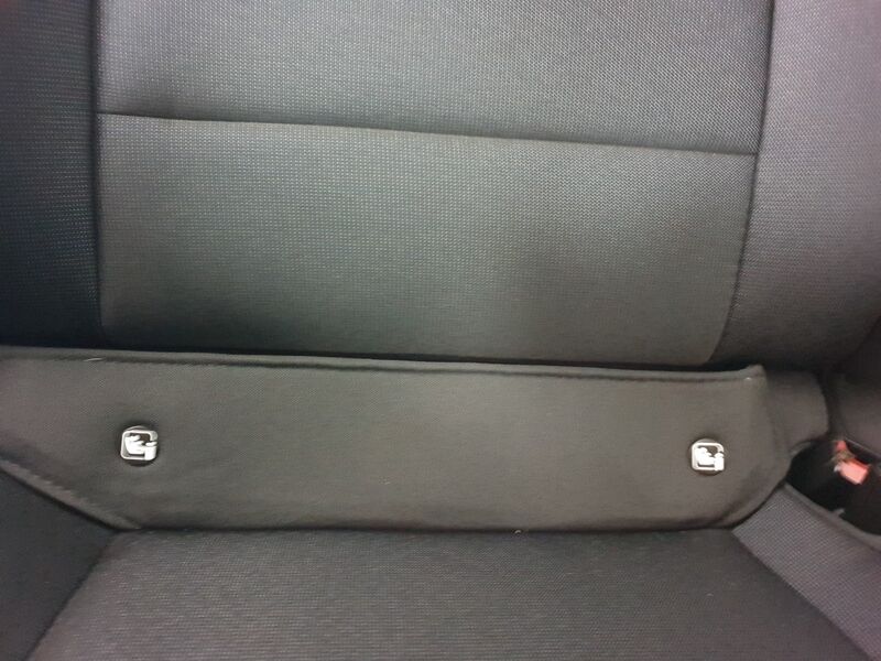 More views of MG MG4