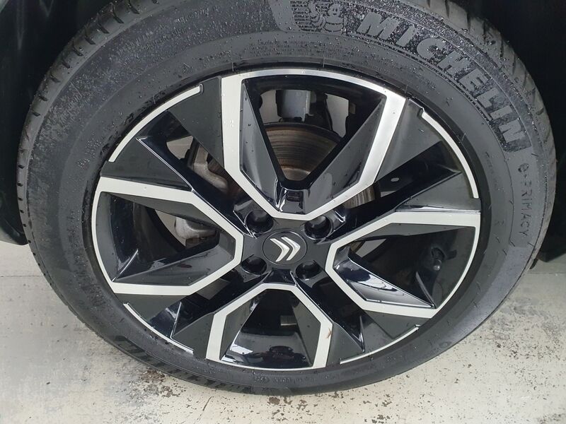 More views of Citroen e-C4