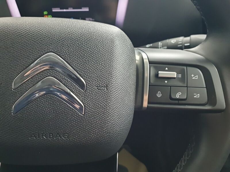 More views of Citroen e-C4