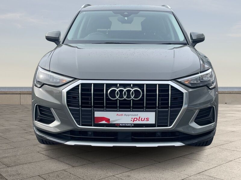 More views of Audi Q3