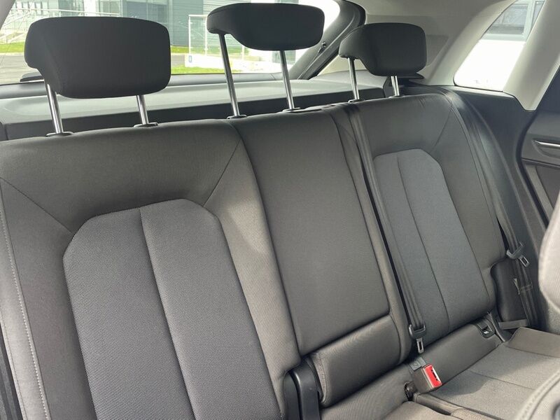 More views of Audi Q3