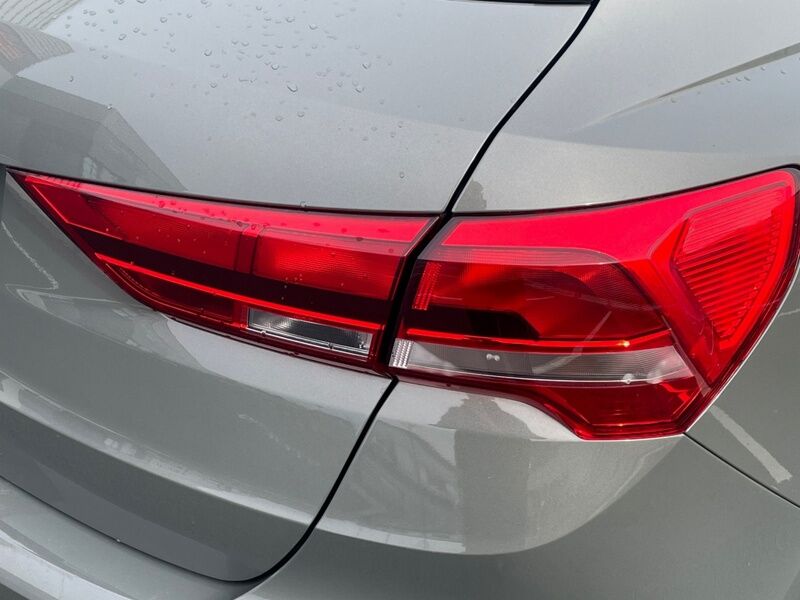 More views of Audi Q3
