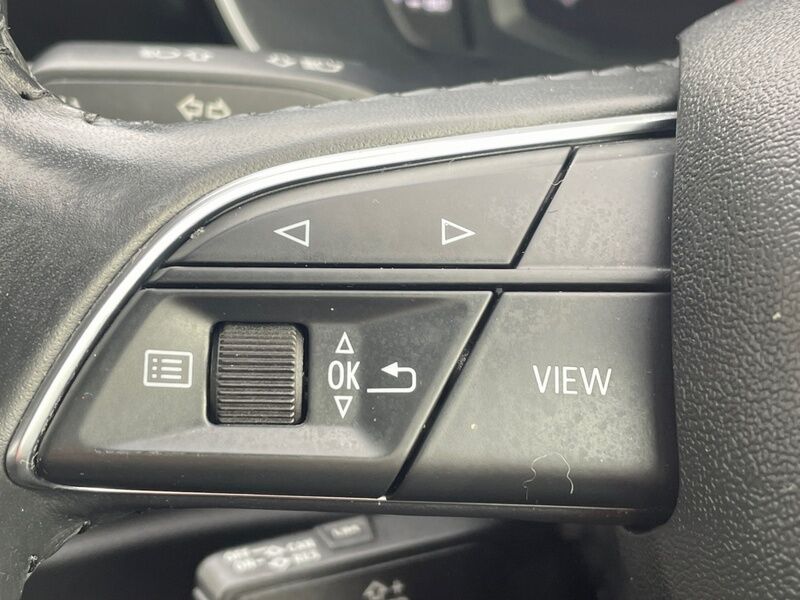 More views of Audi Q3