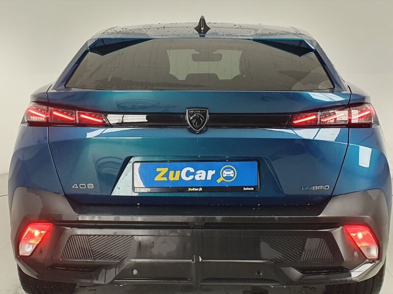 More views of Peugeot 408