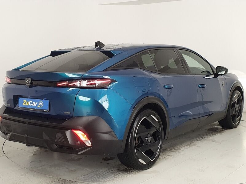 More views of Peugeot 408