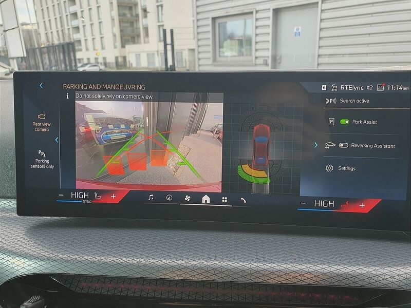 More views of BMW i4